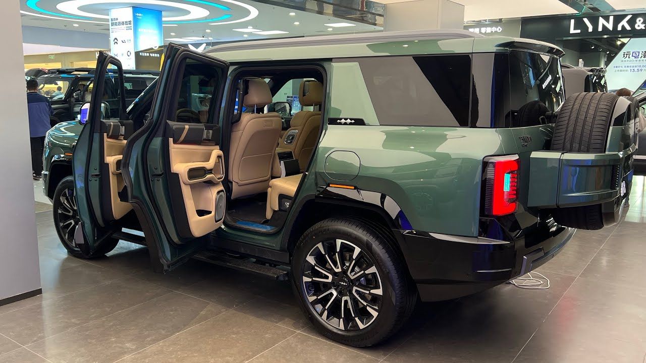 BYD Leopard 8 SUV
