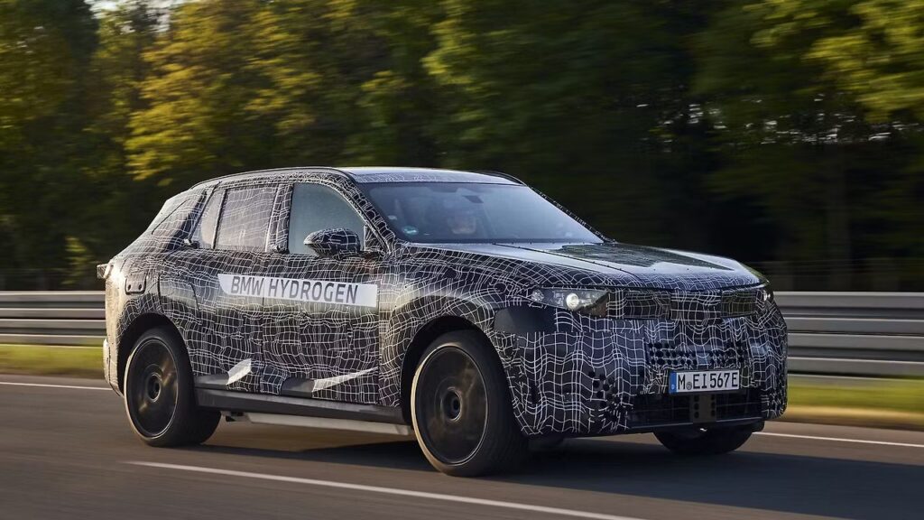 BMW iX5