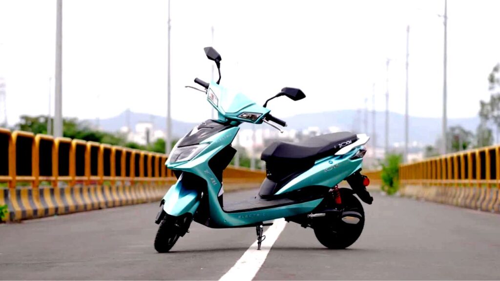 Kinetic Green Zoom